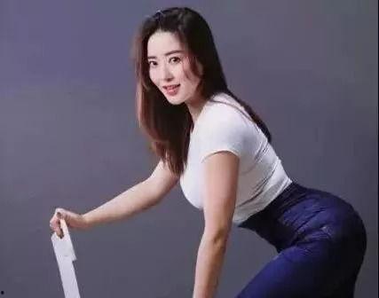 国产女主美脚视频,展现东方足韵之美