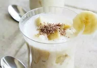 国产香蕉酸奶牛奶视频,美味与健康的完美融合