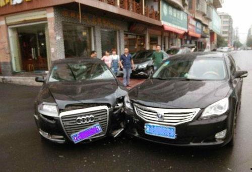 国产车上班的视频,科技赋能，绿色出行